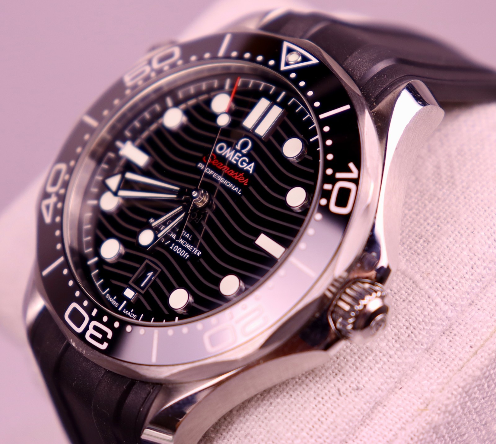 Omega Seamaster Professional 300 Rubber (Black) Ref. 210.32.42.20.01 Case #553