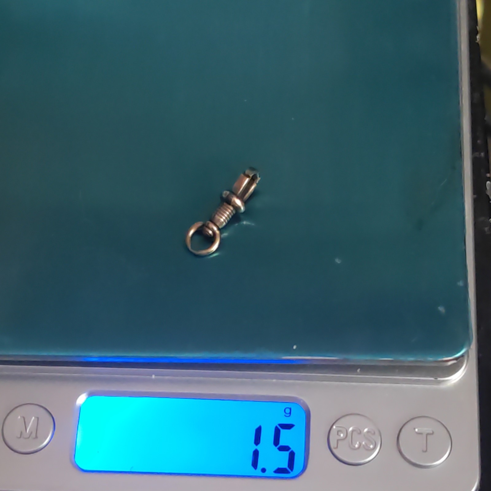 Hallmarked 9ct Yellow Gold Dog Clip In Working Order 1.5g