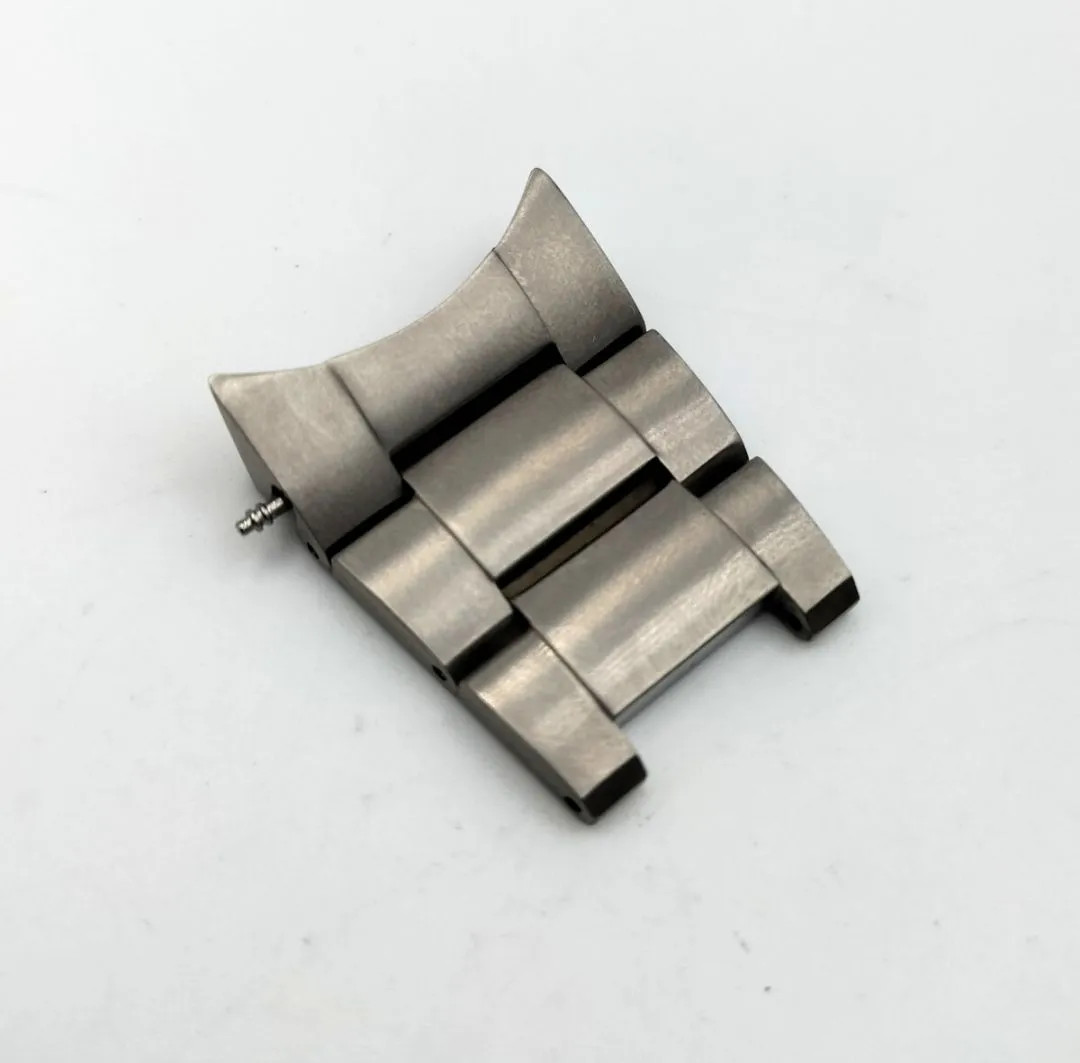 Used watch parts: Citizen Attesa U680-T015611 end piece, flash fit, strap band.