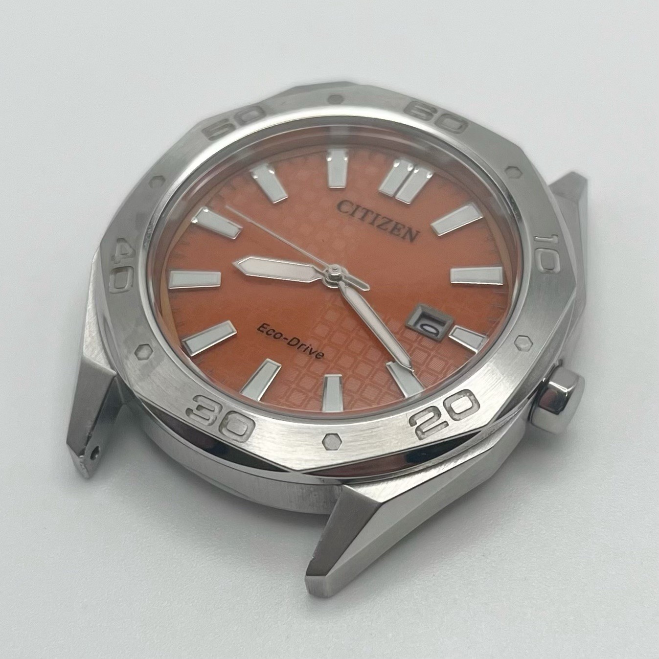 Citizen Eco-Drive Quartz Orange Waffle Dial Date 10 BAR WR E111-009R501 42mm