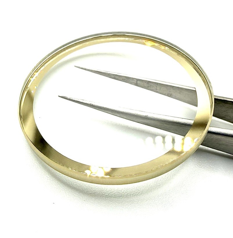Generic 37.4mm Gold Edge Glass Crystal To Fit Movado Bold MB.01.1.34.6136 Watch