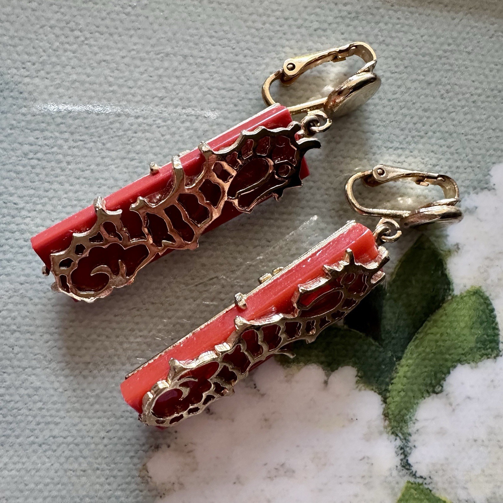 Rare Signed Boucher Seahorse Clip Earrings Red Glass Gold Tone Nautical VTG