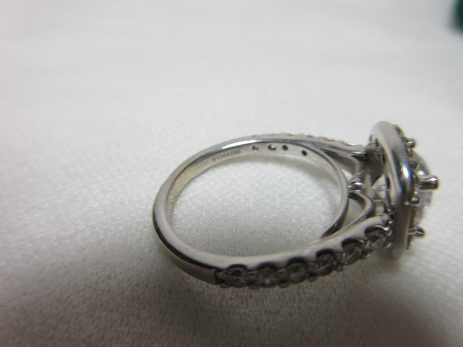GABRIEL & COMPANY 14K SOLID WHITE GOLD & NATURAL DIAMONDS ENGAGEMENT RING