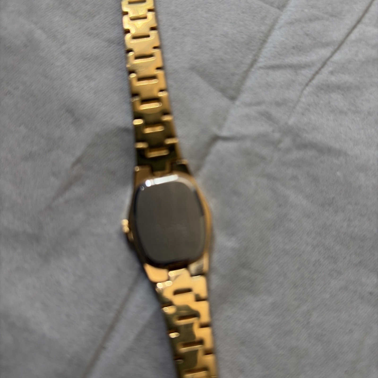 Pulsar Quartz Gold-Tone Women’s Analog Dress Watch Metal Bracelet untested