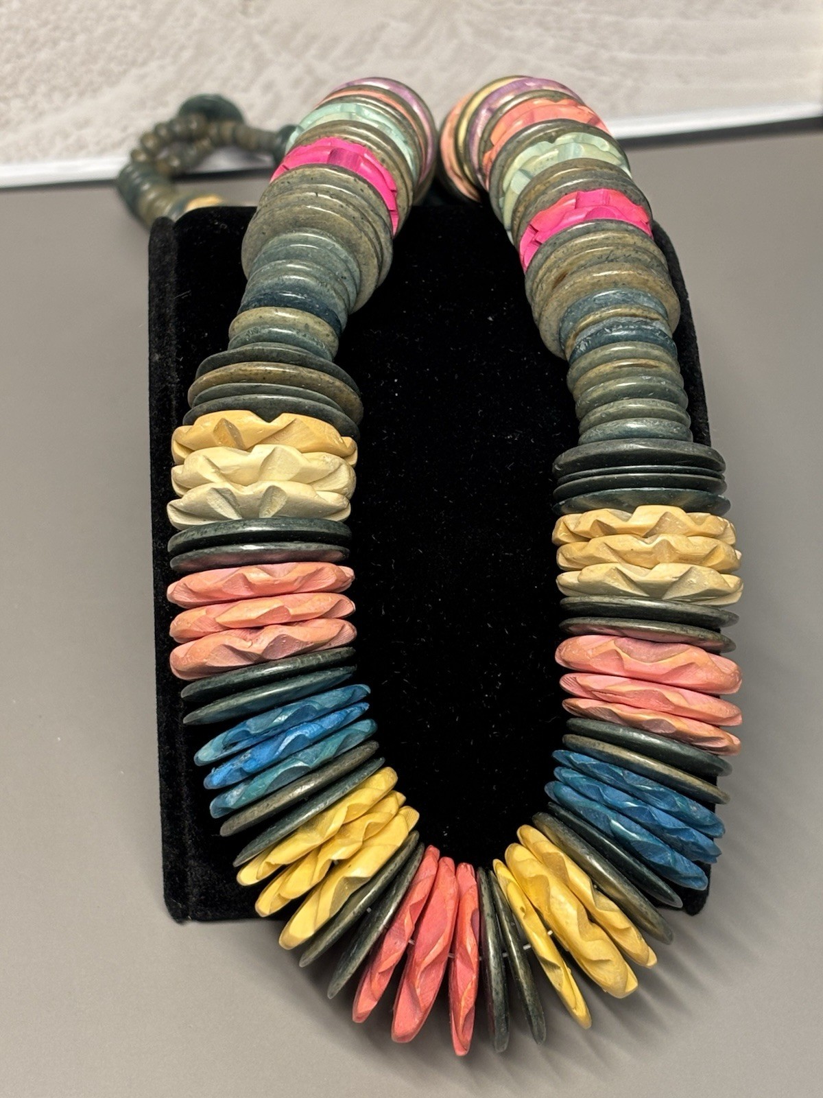 Heishi Wafer Disc Chunky Wooden Beads Retro Multi Color Artisan Necklace 23”