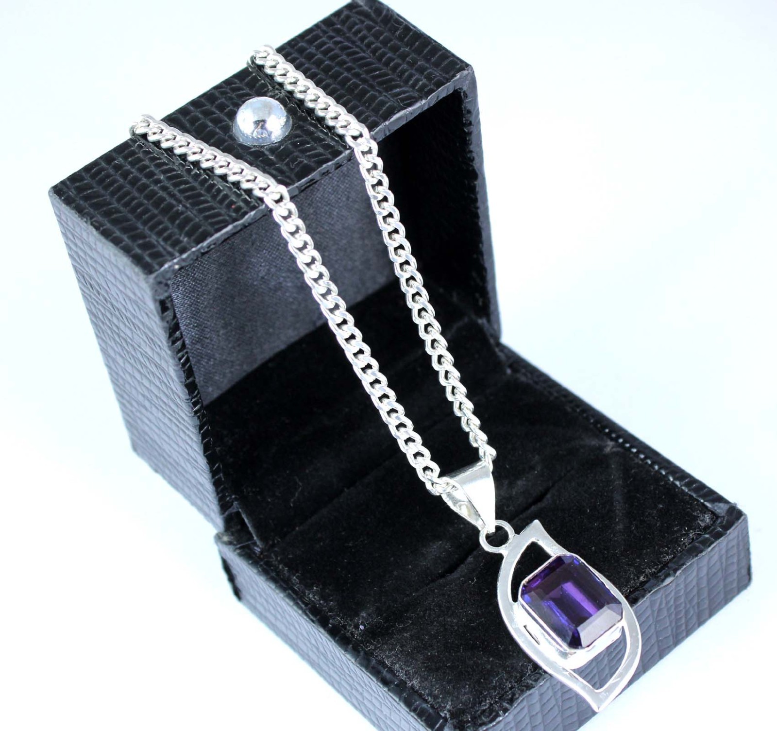 11.67 Ct Natural Boysenberry Sapphire Emerald Cut Gemstone Men’s Wedding Pendant