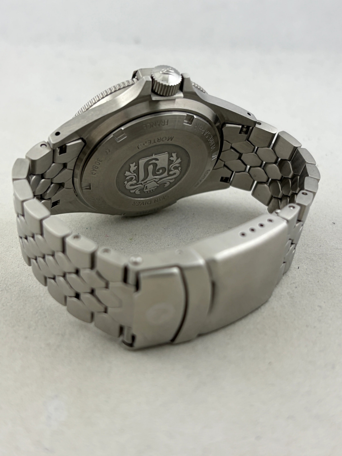 New Men’s Wristwatch Yema Superman Skin Diver Automatic Sellita SW200-1 with Box