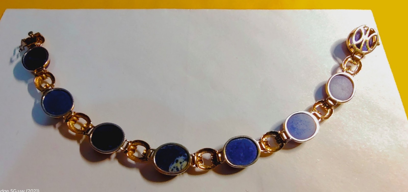 14k solid gold bracelet with lapis lazuli stones 7″ long 12.07 grams ((G51))