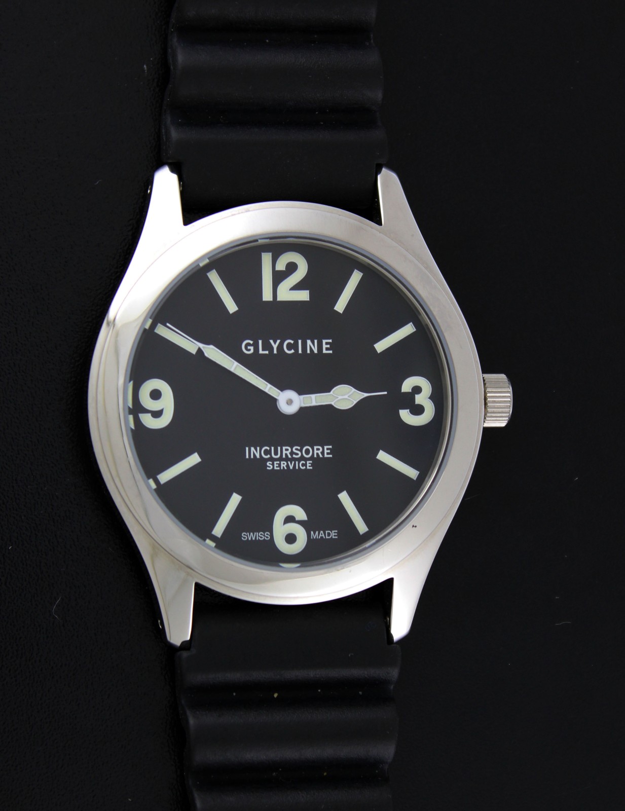Glycine Incursore 3805 44mm Black Dial Quartz Watch