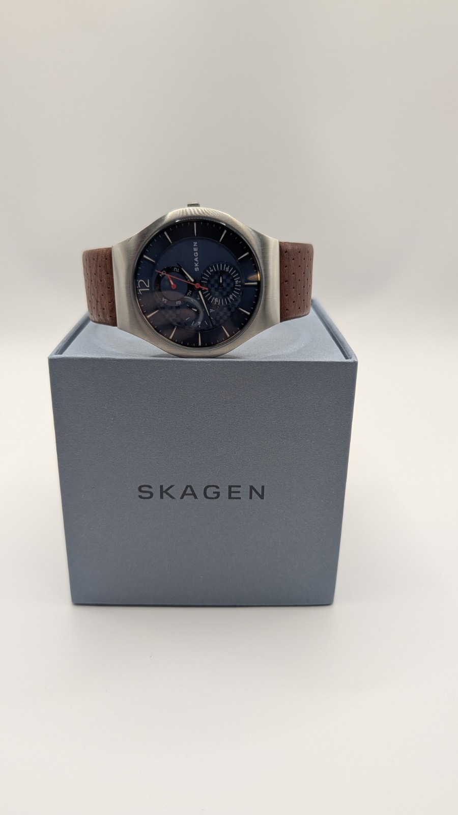 Men’s Ultra Thin Skagen Watch