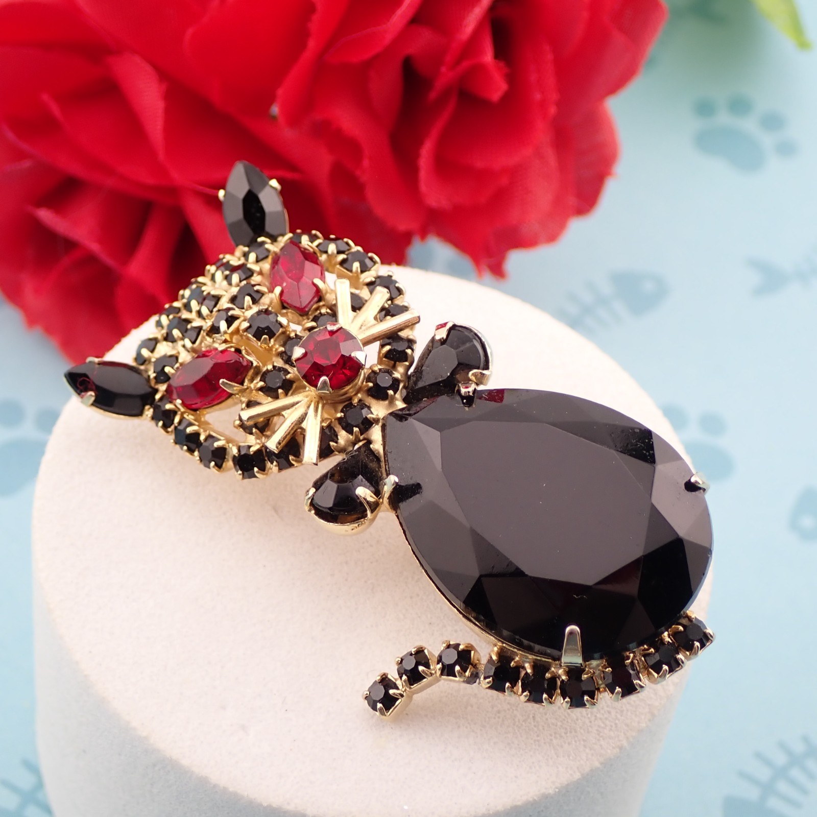 Vintage Alice Caviness Cat Black Red Rhinestone Gold Tone Pin Brooch