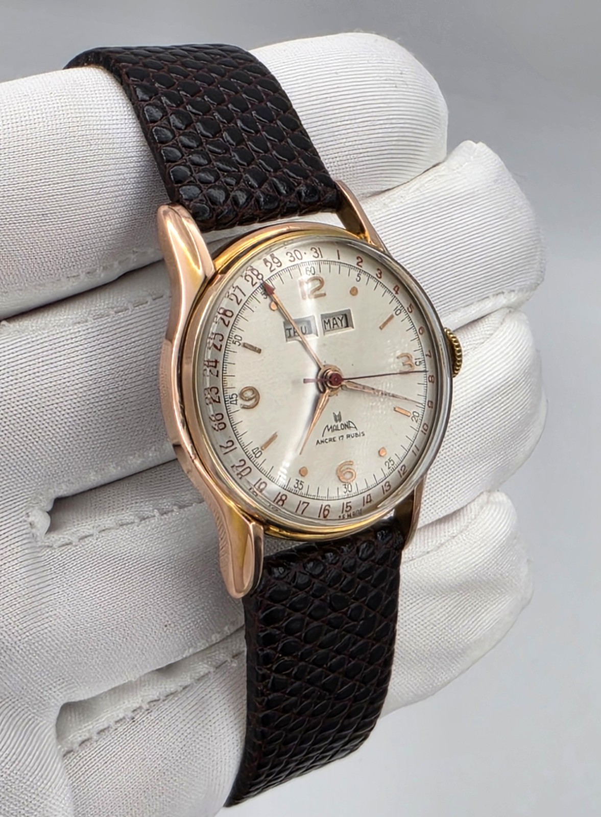 Vintage Swiss Triple Calendar Manual Wind Watch Malona 17J 40’s excellent