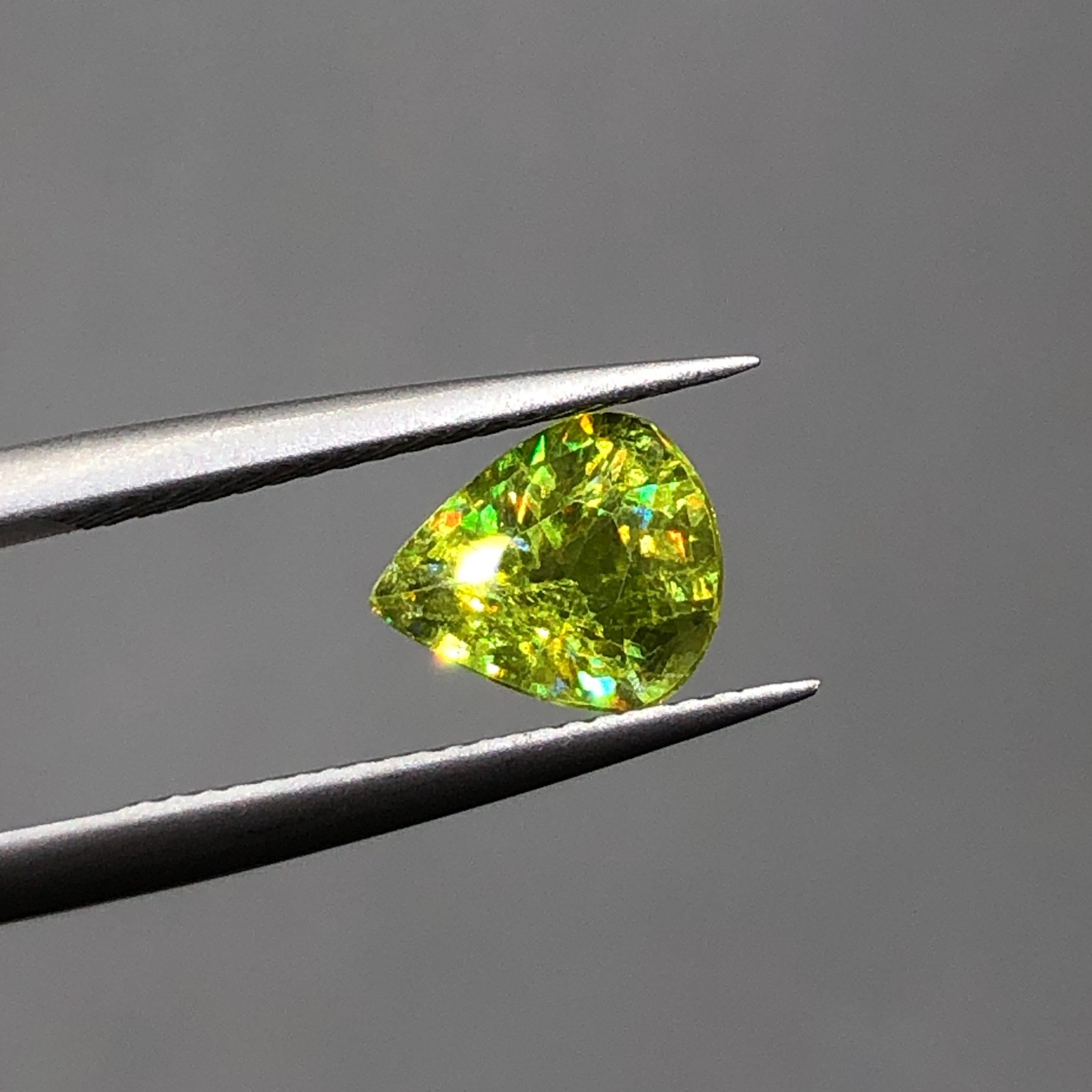 Sphene Titanite Loose Gemstone, 1.35Ct Full Fire Faceted Stone for Pendant