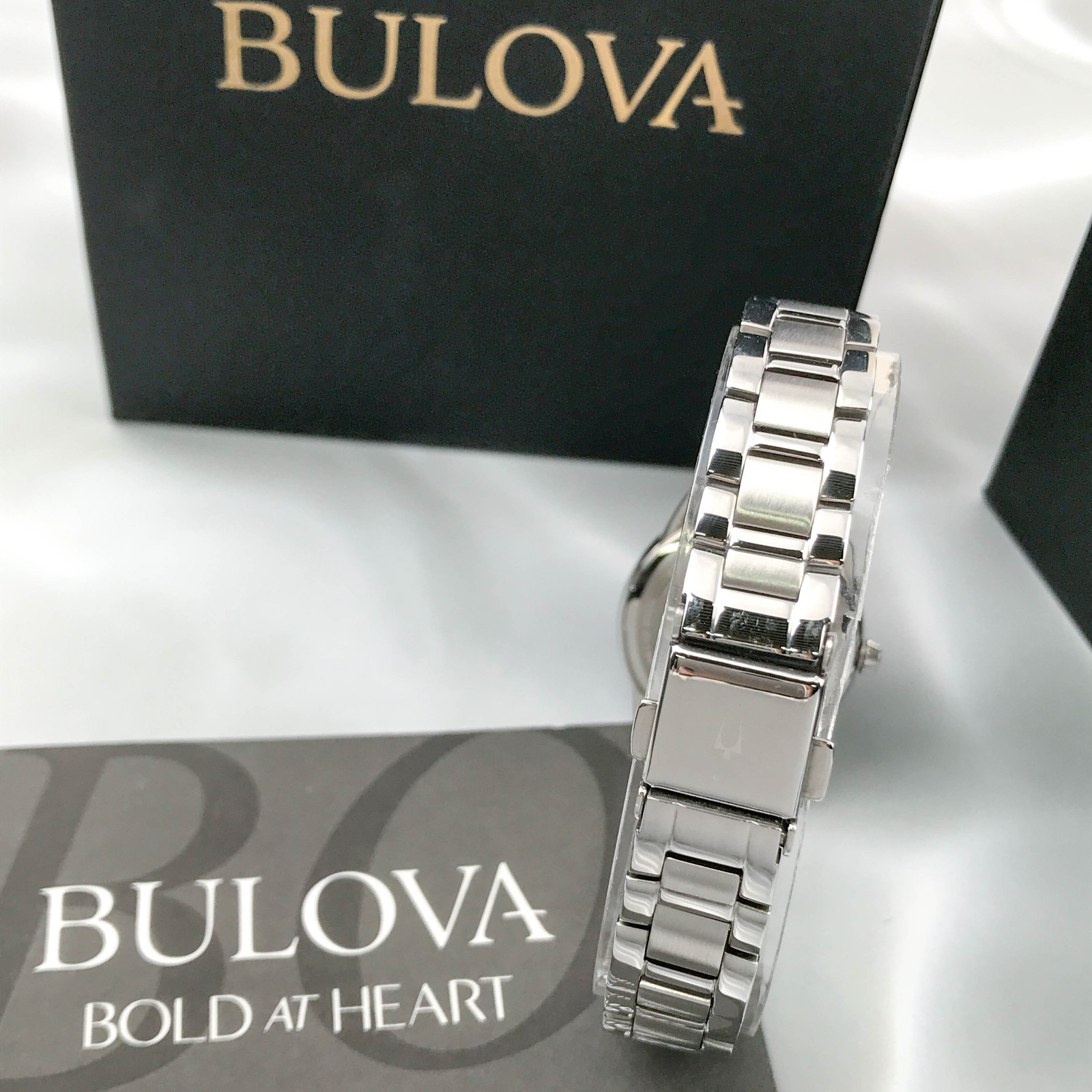 Bulova Classic 96P249 Sutton 11 Diamonds Pink Dial Women’s Quartz Watch 28mm New