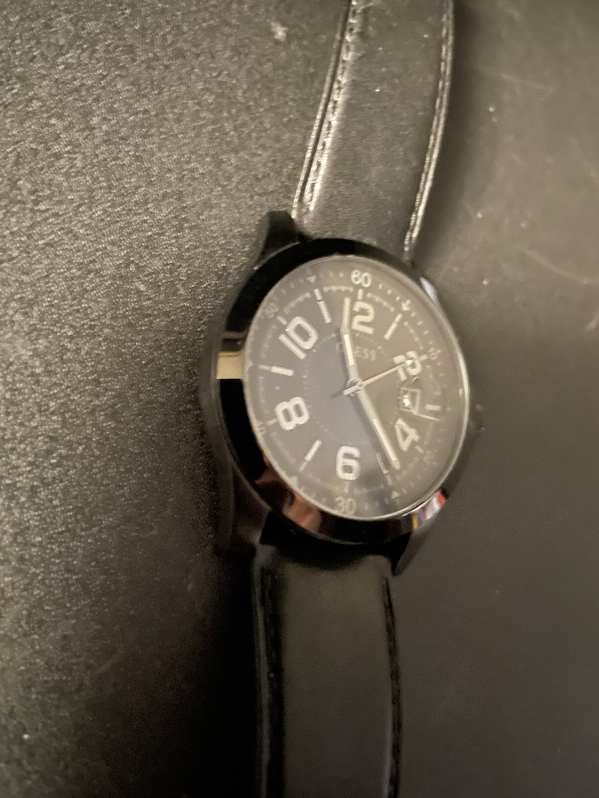 GUESS Men’s Quartz Analog Watch Black Dial Leather Strap Date 50m WR