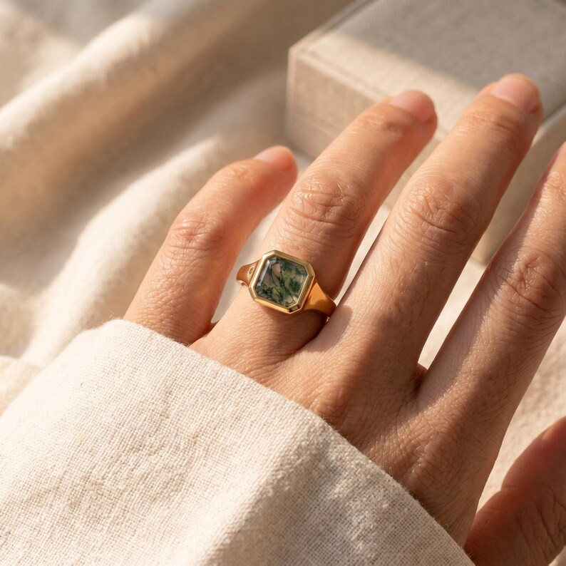 Green Moss Agate Ring, Base Metal: Brass Finish: Gold Plated