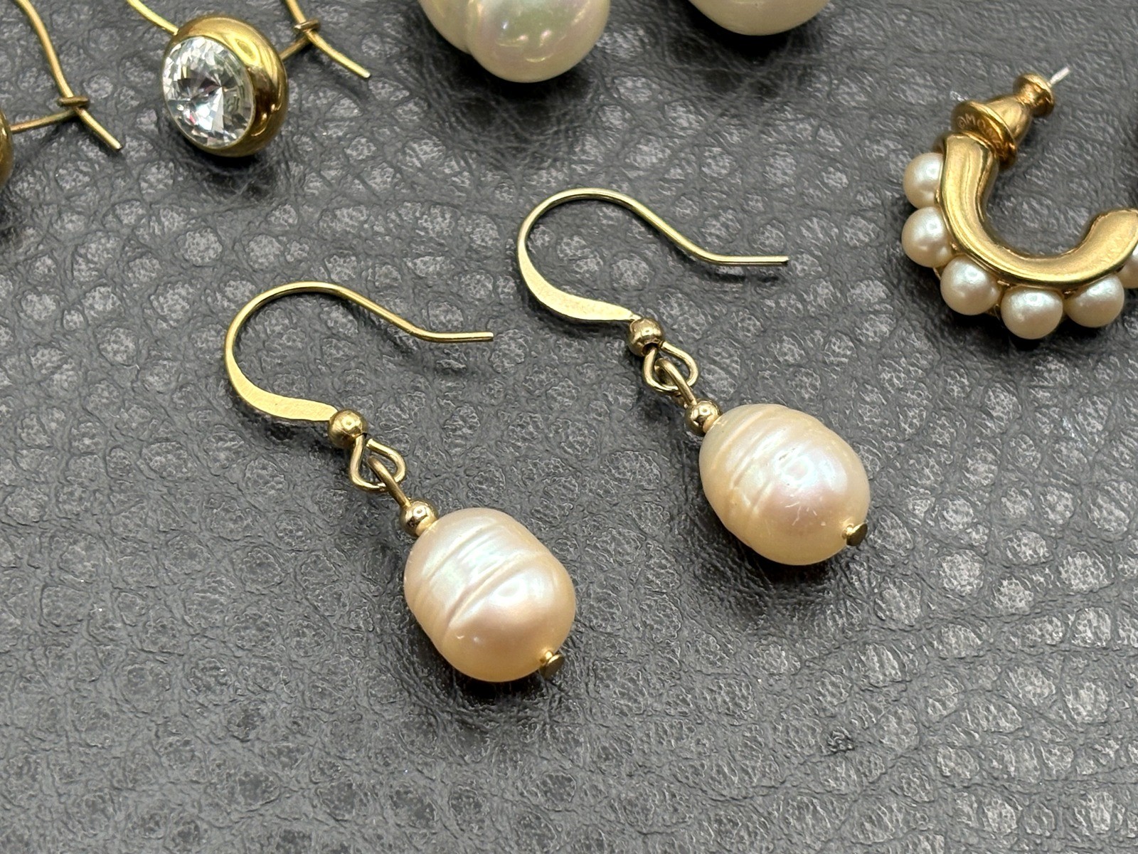 Lot Of 5 Pairs Gold Tone Pearl & Crystal Drop Dangle Hoop Earrings Set