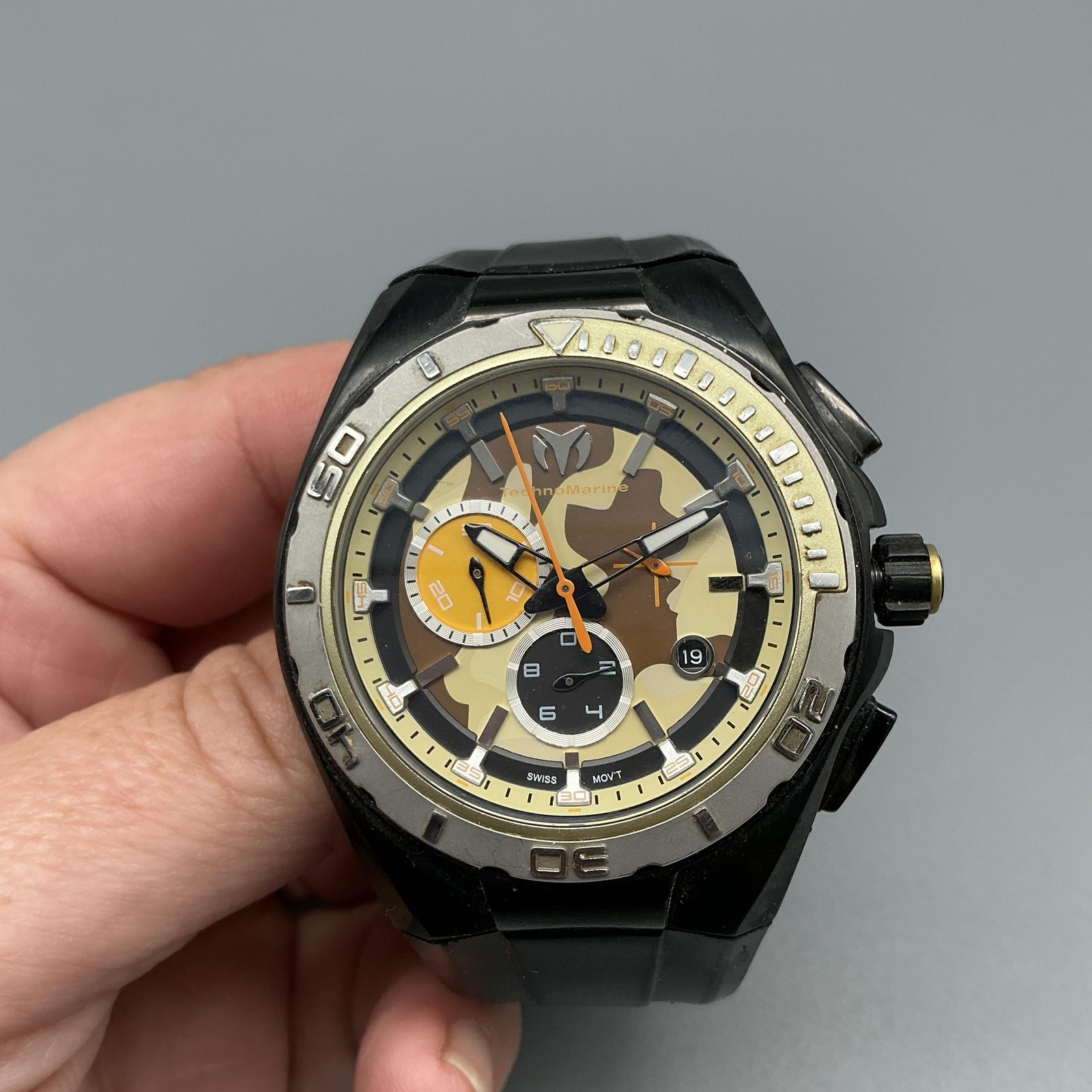 TechnoMarine Cruise Mens Watch 46mm Camo Dial Chronograph Date New Battery
