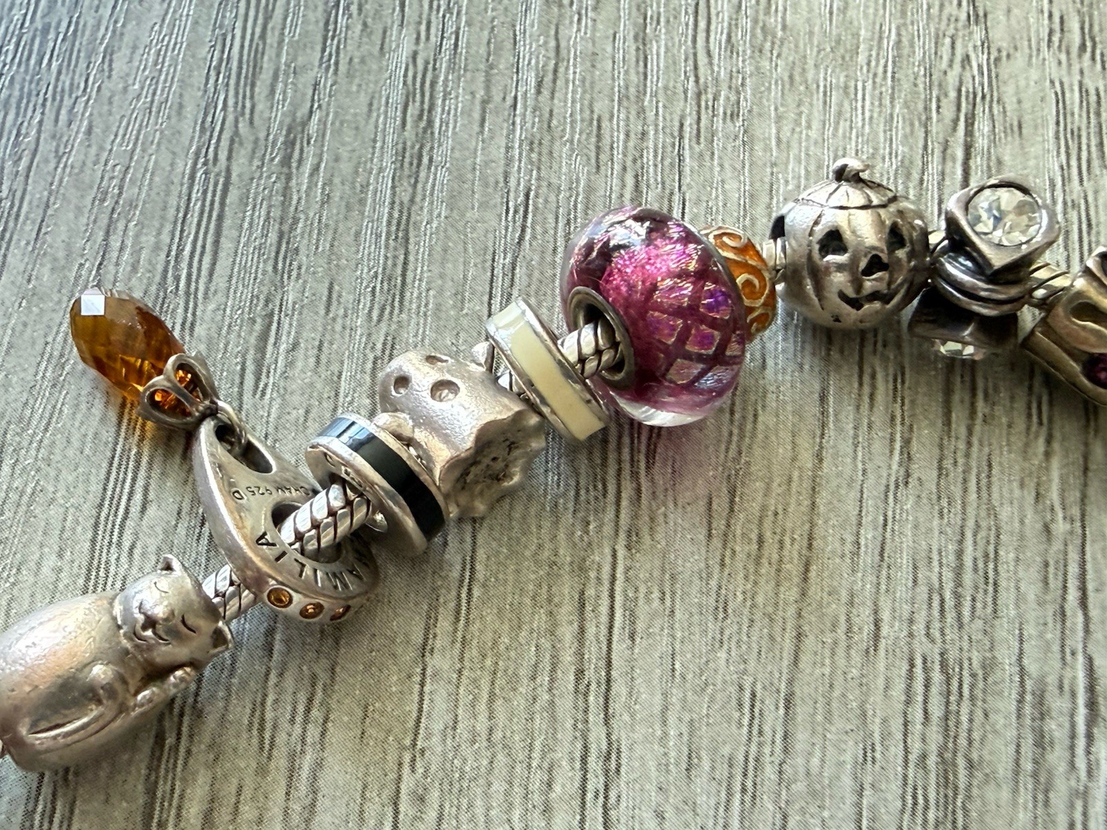 Chamilia Charm Bracelet Halloween Ghost Sterling Silver Beads Murano Glass 41g