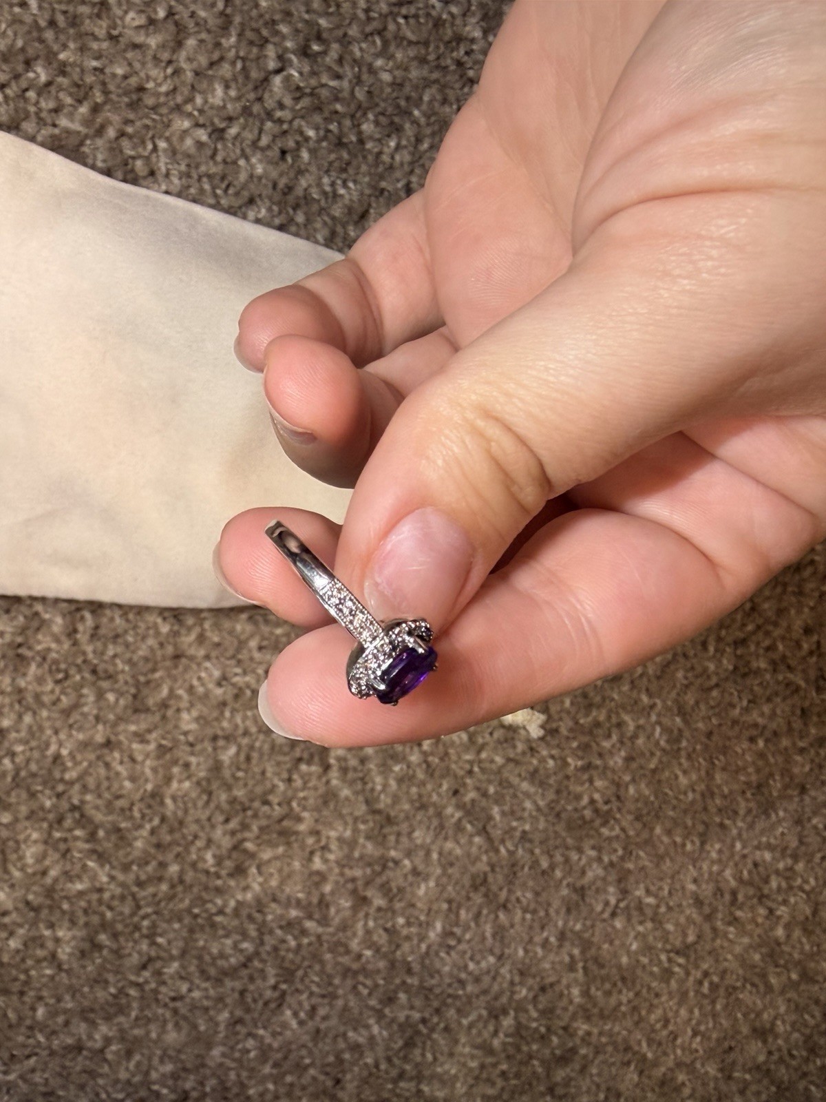 Zales sterling silver white sapphire Purple Amethyst Ring Size 7. Never worn