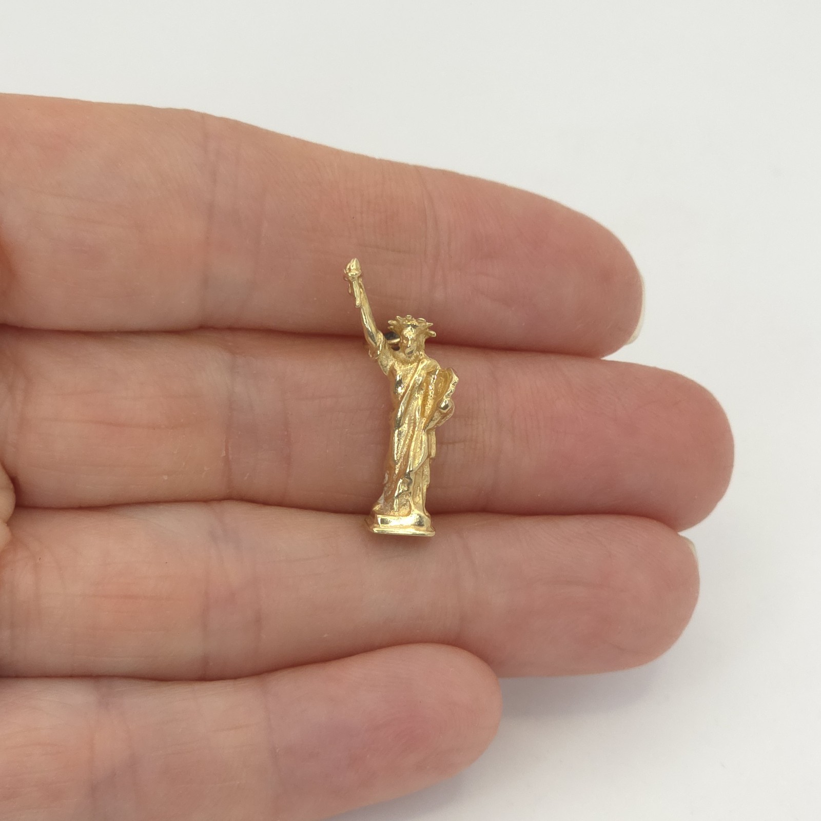 3d 14k Yellow Gold Statue Of Liberty Lady Pendant New York 1″ Charm 2 grams Vtg