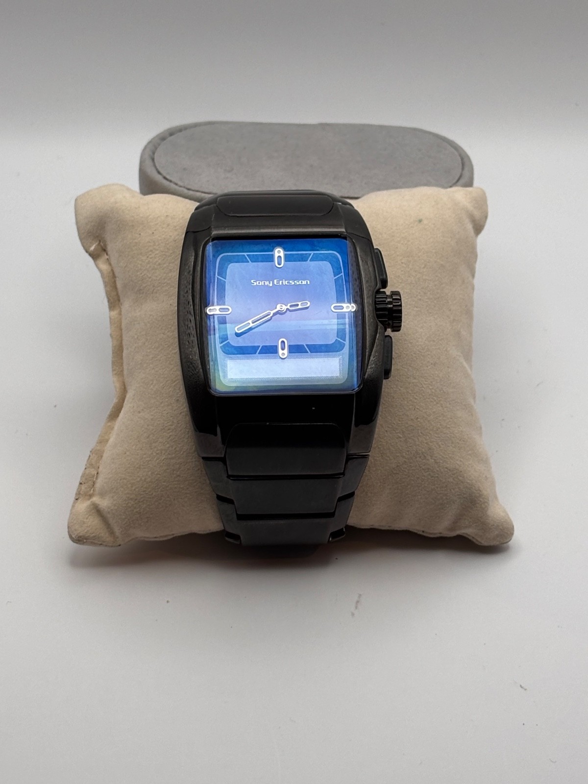 Sony Ericsson MBW-150 Black Bluetooth Smart Watch OLED Rare Collector Fully Work