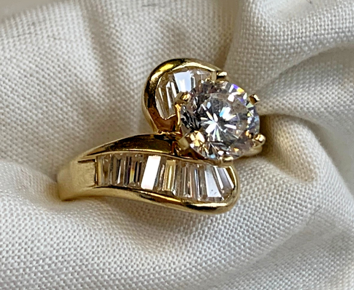 14K Yellow Gold Ring 5.92g Fine Jewelry Size 6.25 Band Cubic Zirconia *READ*