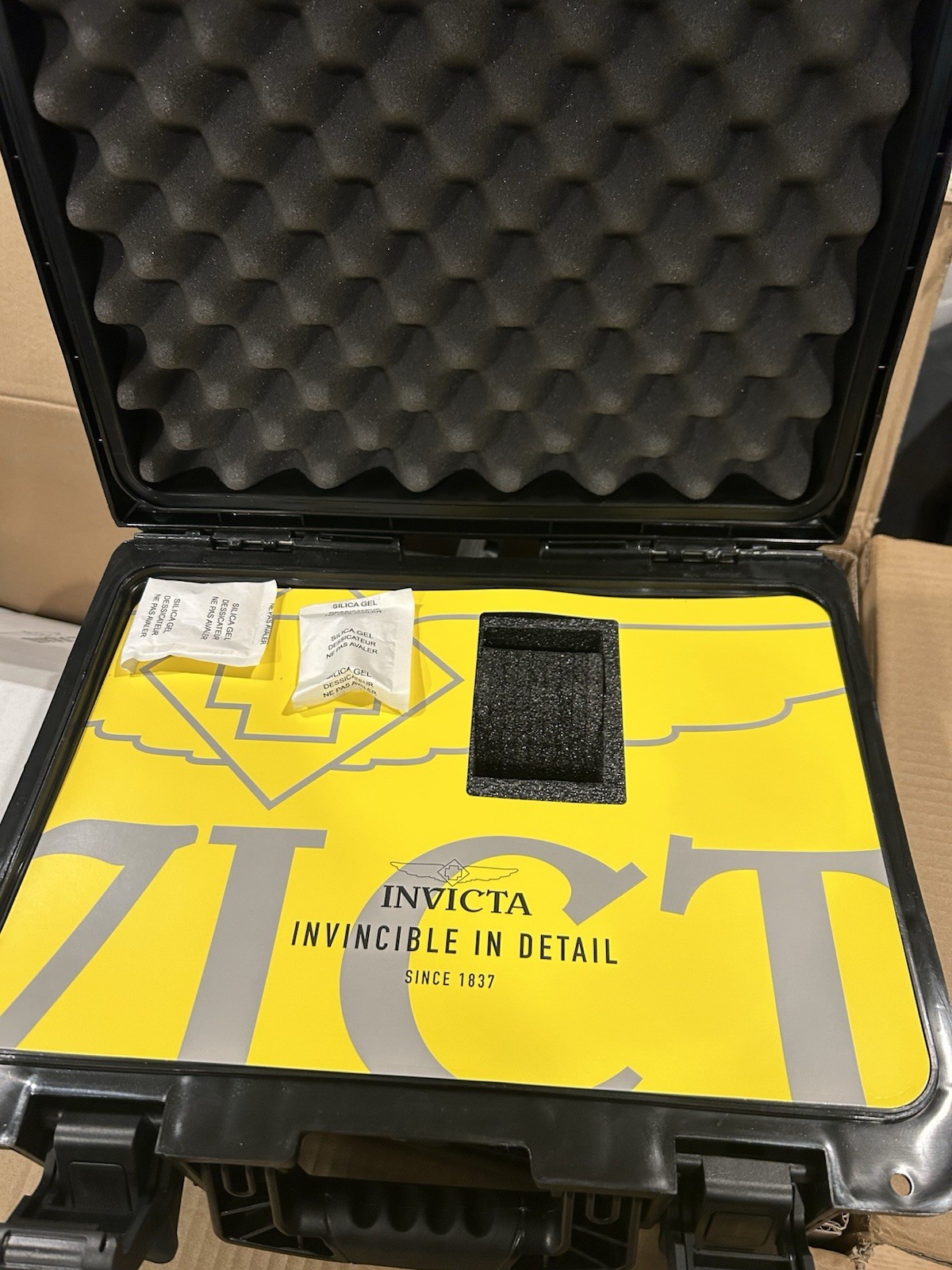 Invicta Watch Case 8 Slot Racing Team SKC Black Model DC8RT-SKCBLK NEW
