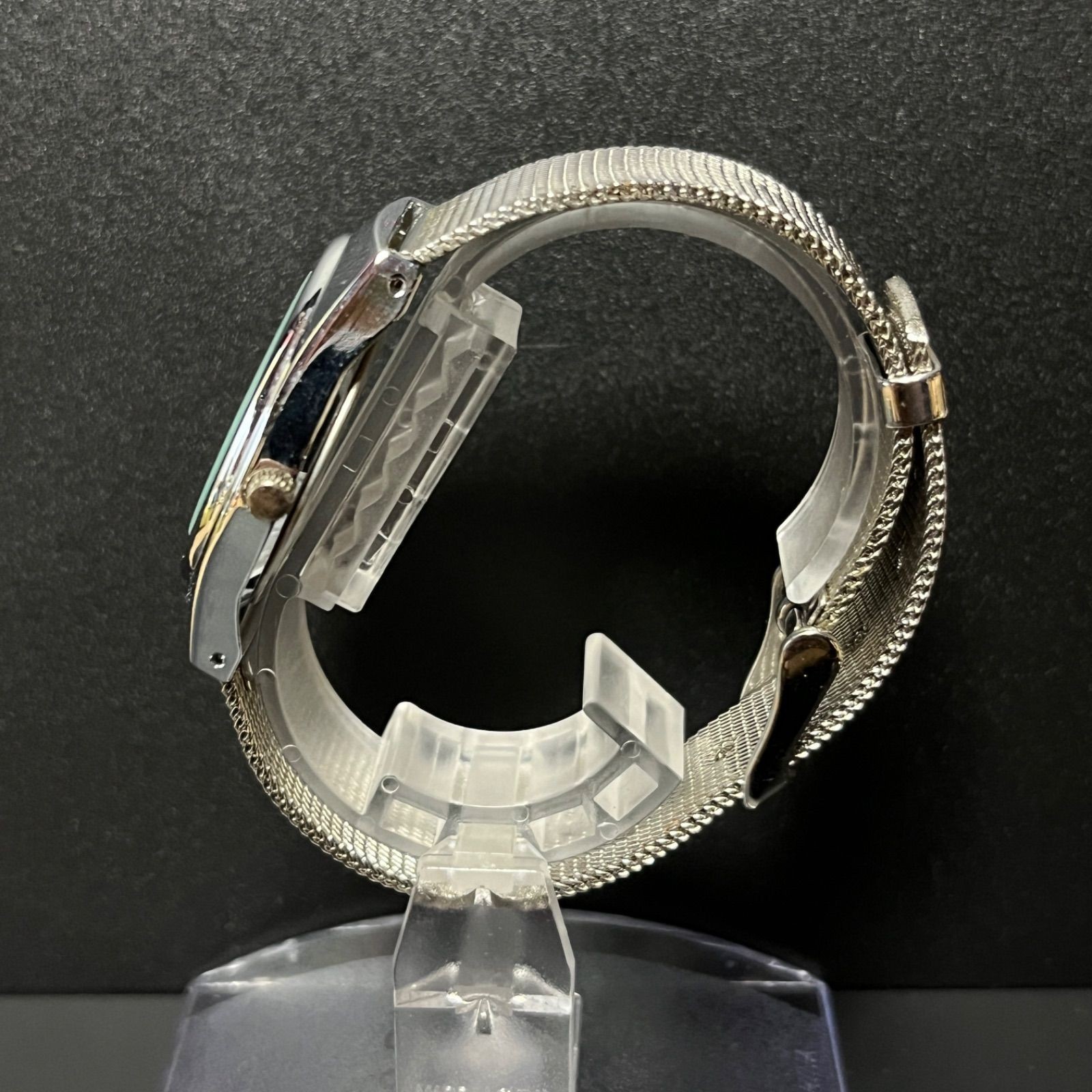 Operational Item CRATER CITIZEN QZ silver oval wristwatch CITIZEN Y2K