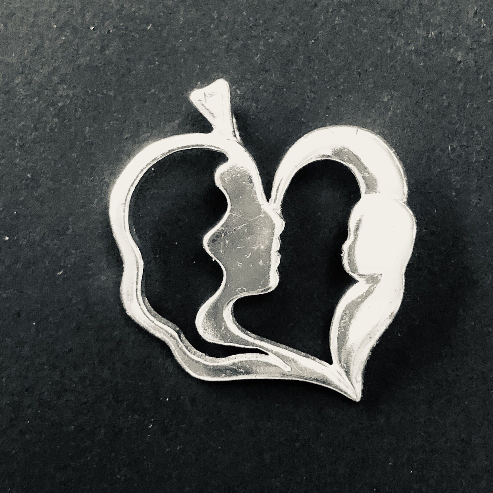 Mother And Child 925 Sterling Silver Pendant 1.25” X 1.25” Really Sweet … NOTE