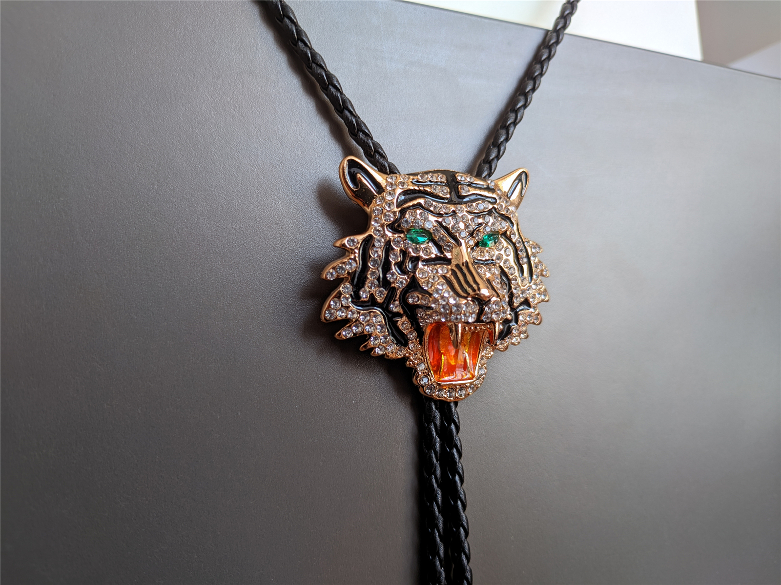 Rhinestone Gold Tiger Head Bola Bolo Tie Wedding Necklace Western Cowboy Necktie
