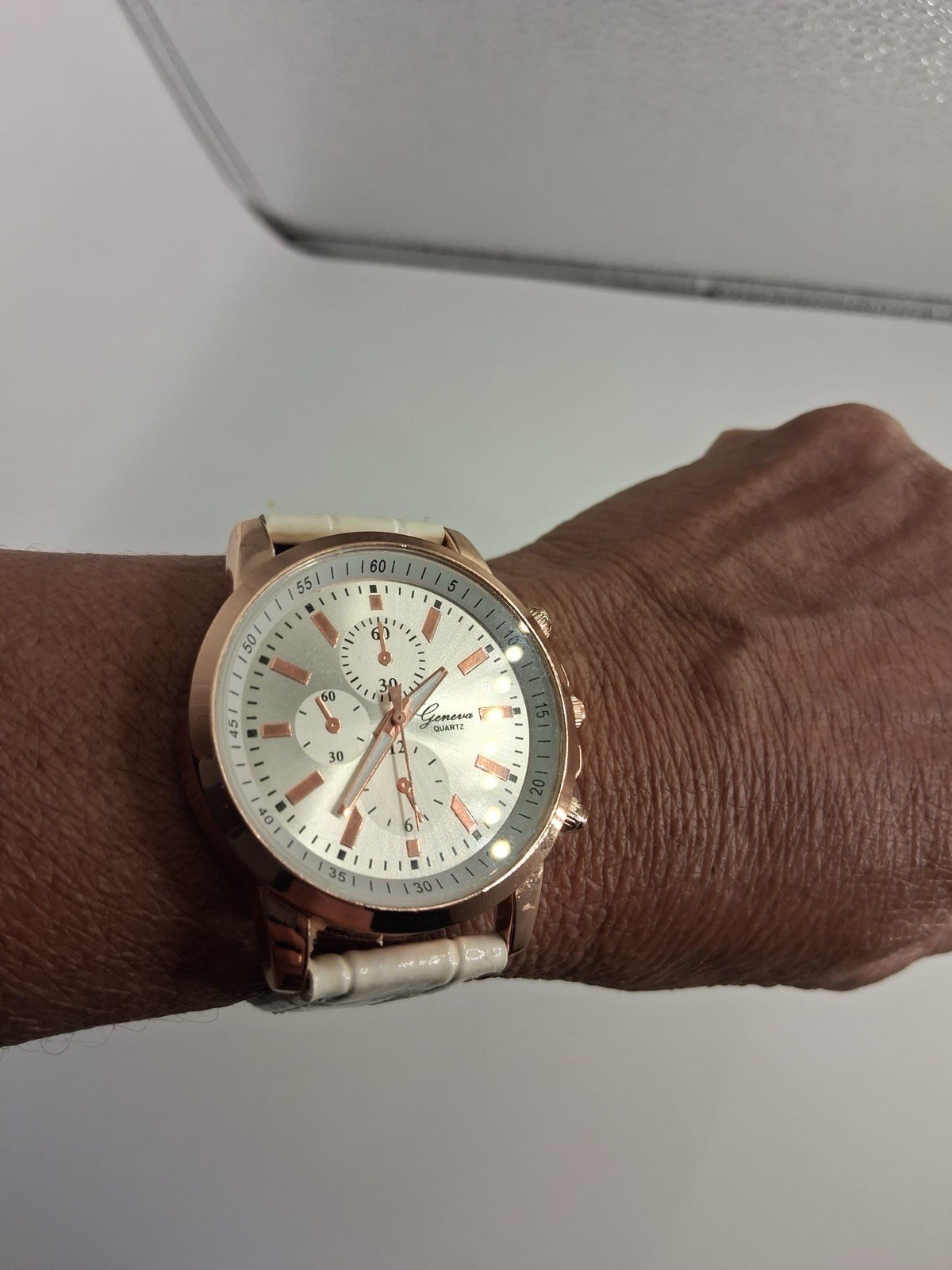 Geneva Rose Gold Tone Quartz Watch – White Dial & faux Croc Strap – Untested