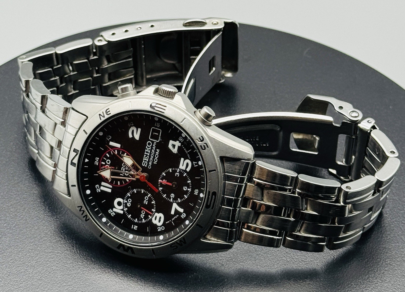 Seiko Watch Chronograph Black Dial Compass Bezel 100M Stainless Steel SND375P1