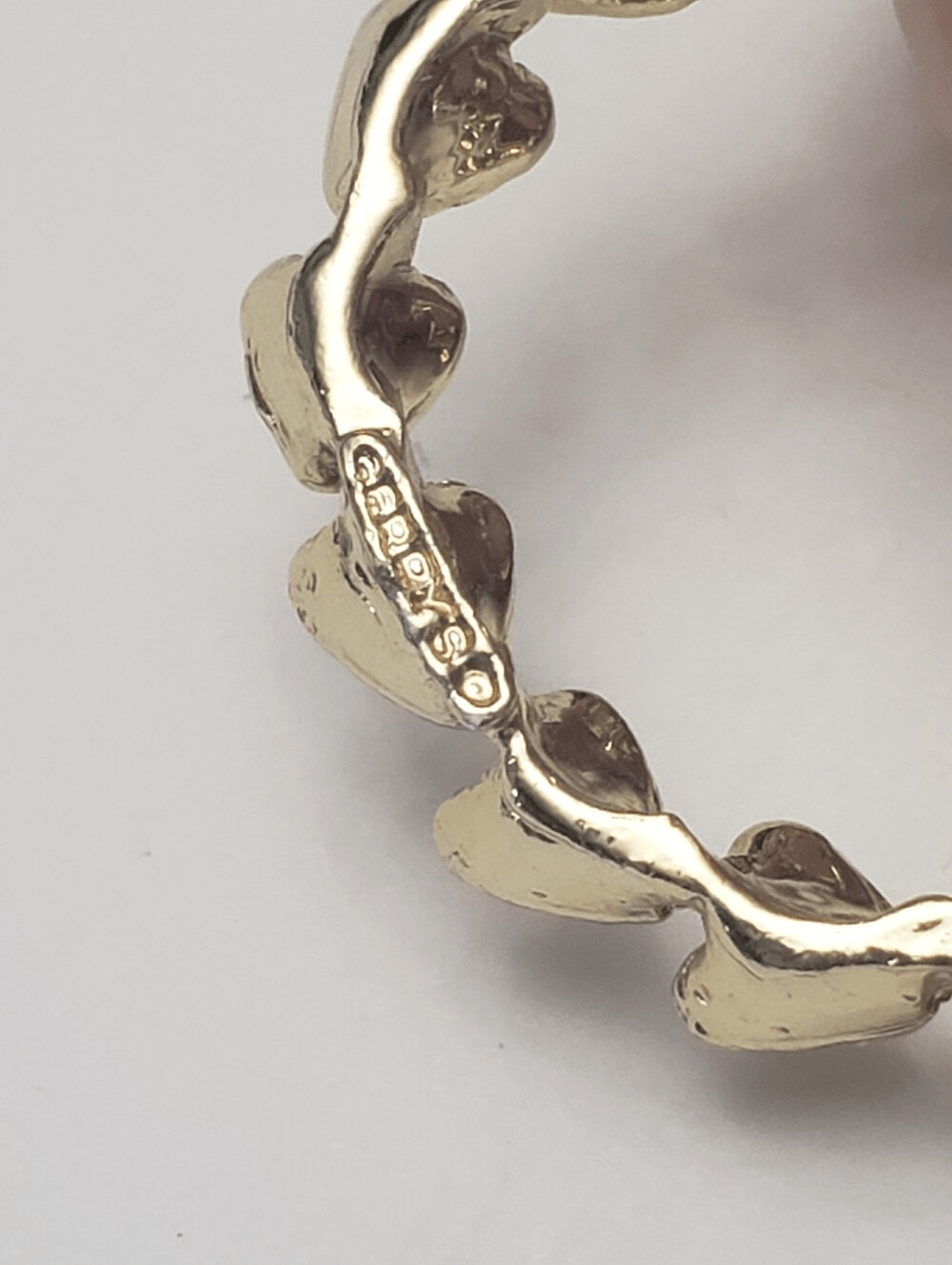 Vintage GERRY’S Signed Goldtone Hearts Brooch Pin