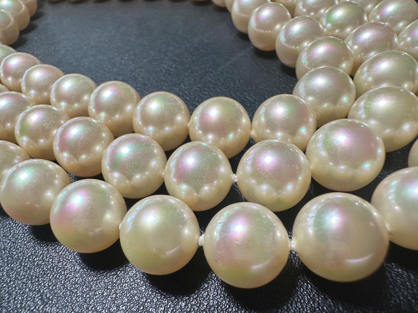 Vintage Majorica Simulated Pearl Necklace w/Box