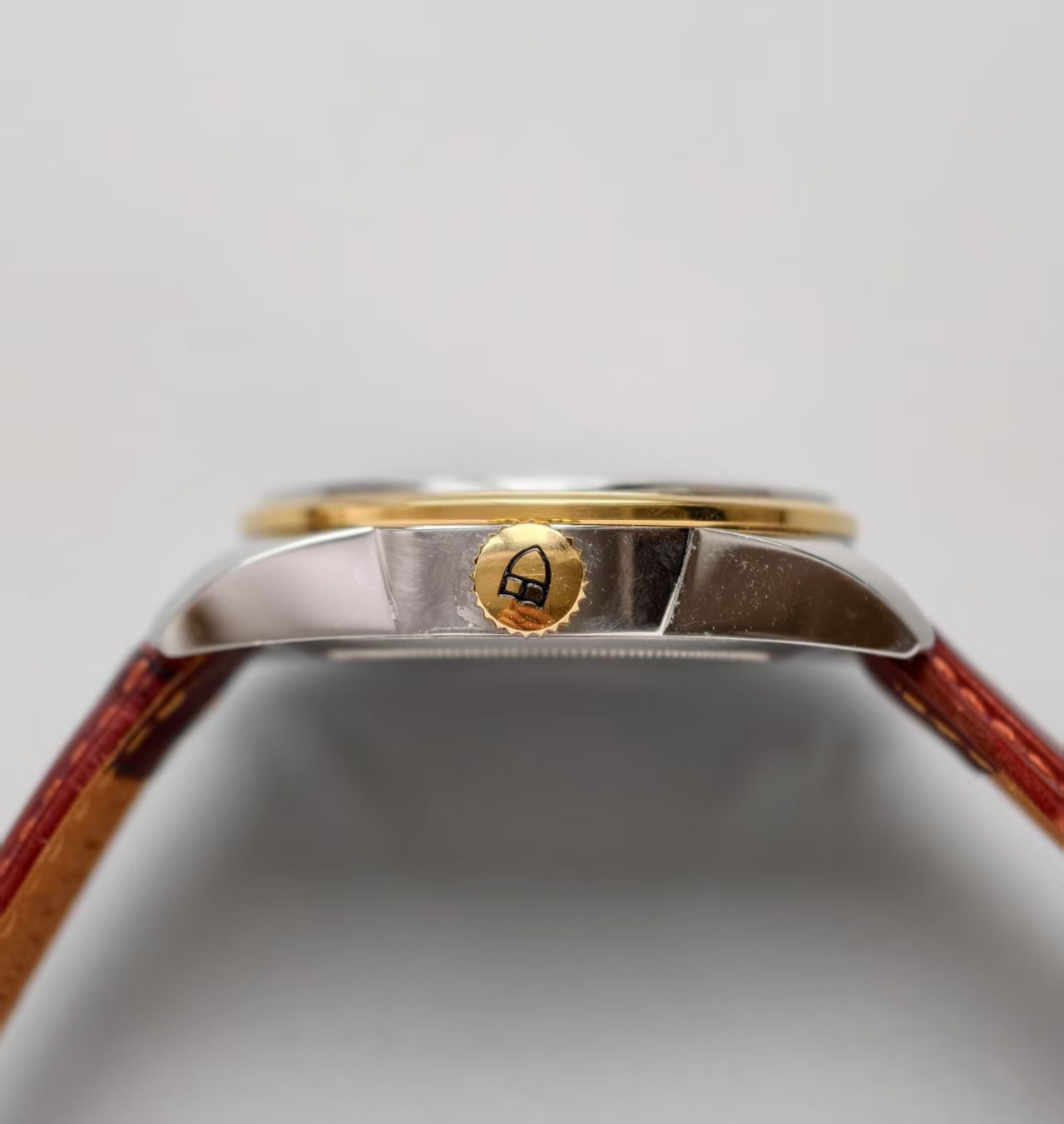 Tudor Champagne Dial Glamour M56003-0040 Men’s Watch Automatic 39mm Date