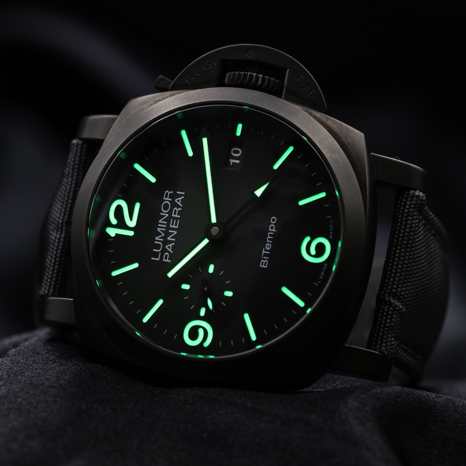 Panerai Luminor Bitempo PAM01467 NYC Boutique Ed. 44MM Black Titanium -Comp. Set