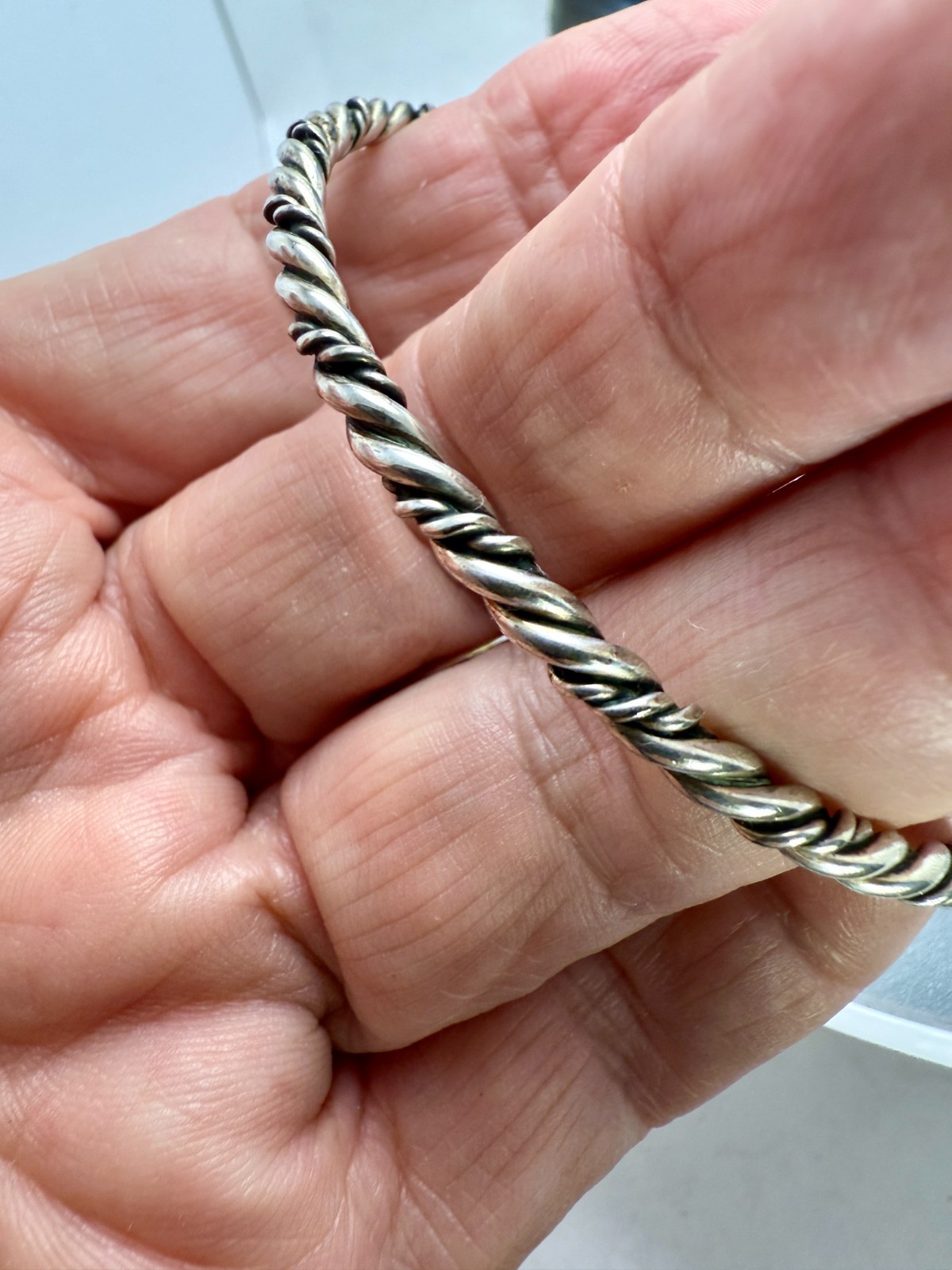 Sterling Silver 3.5mm Round Twisted Wire Bangle 2.75″Diameter 7.36 grams