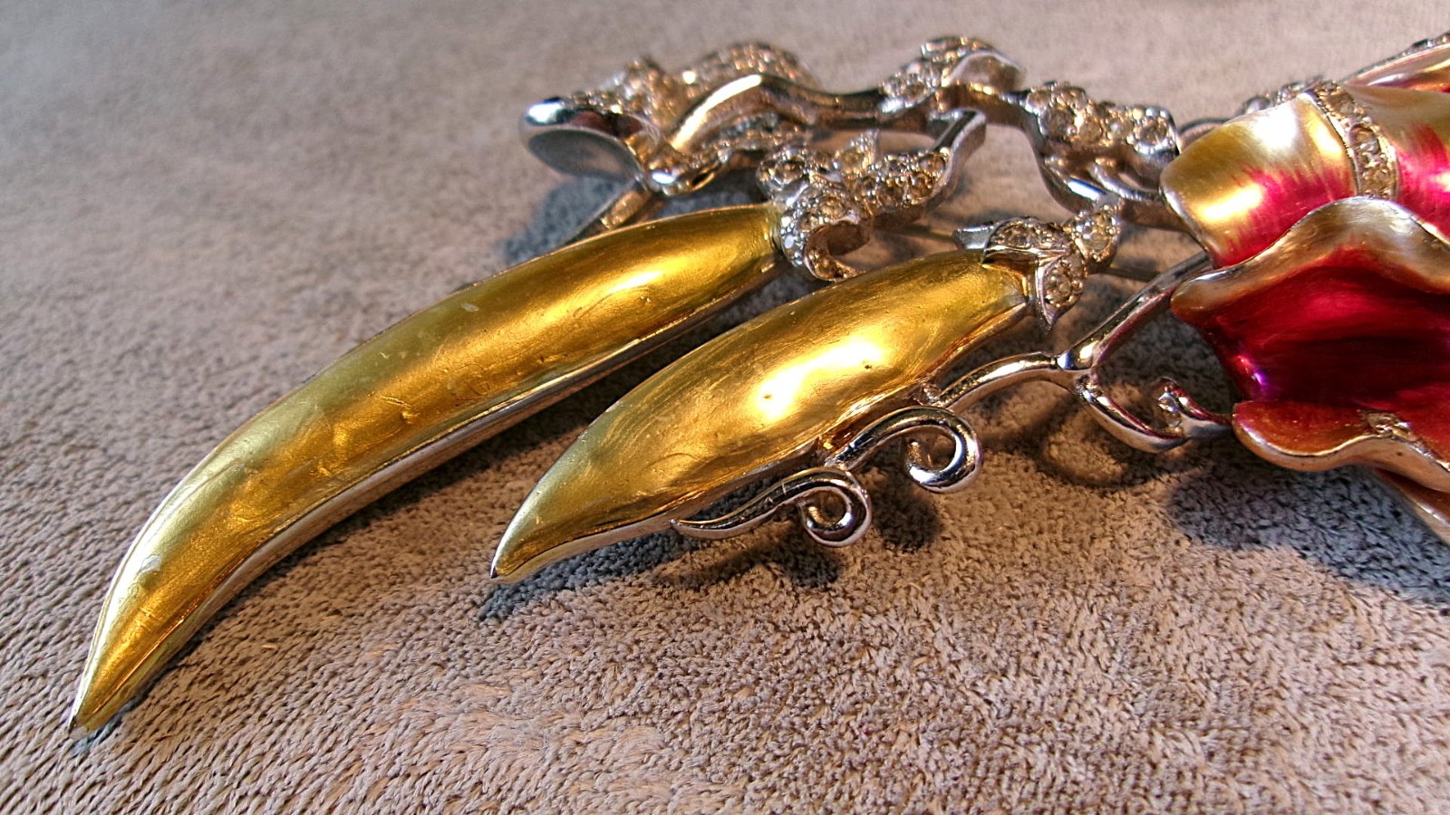 Early Signed Marcel Boucher Sweet Pea w Pods Brooch Enamel Rhodium Rhinestones