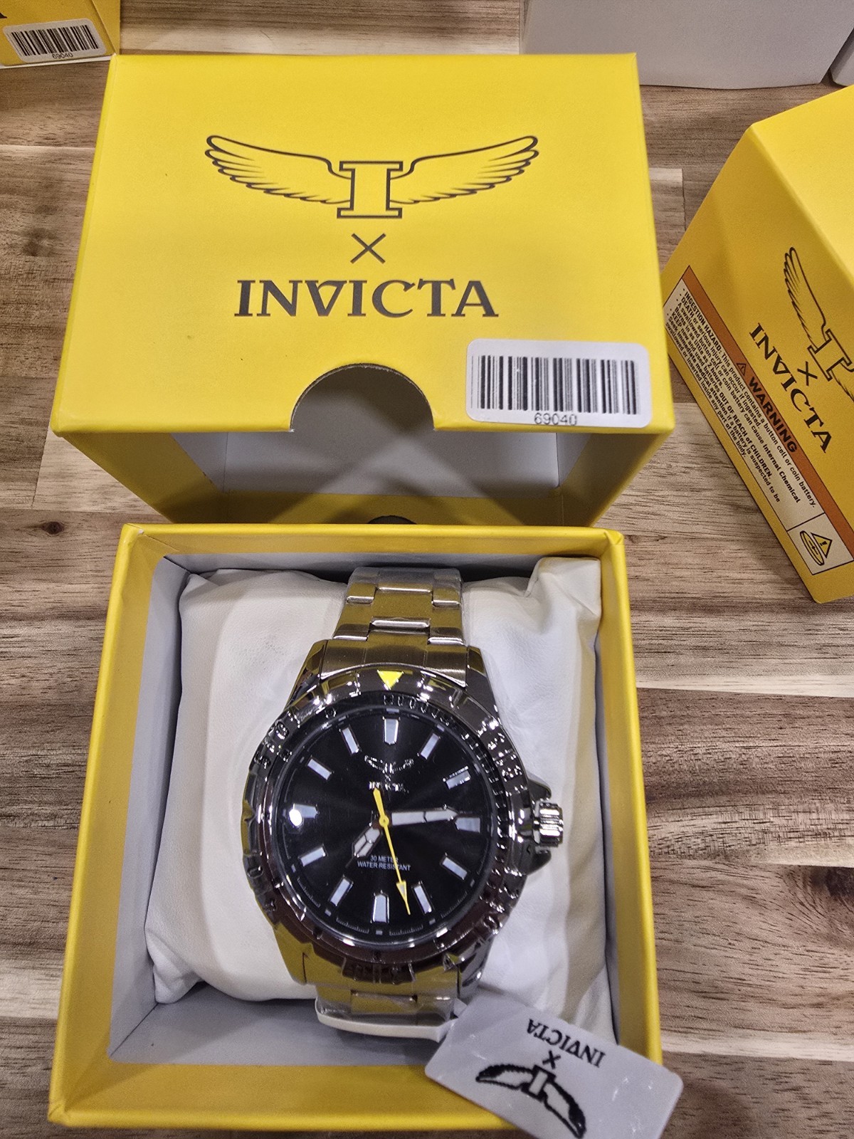 Invicta Specialty I by Invicta Men’s Watch – 42mm 69040 Silver W/Black Dial New!
