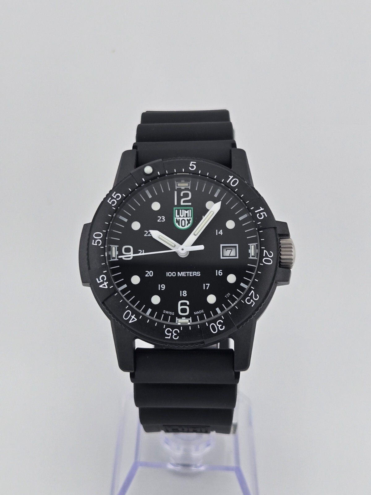 Luminox Sea Bass CARBONOX Men’s Black Dial Rubber Strap Watch – X2.2001