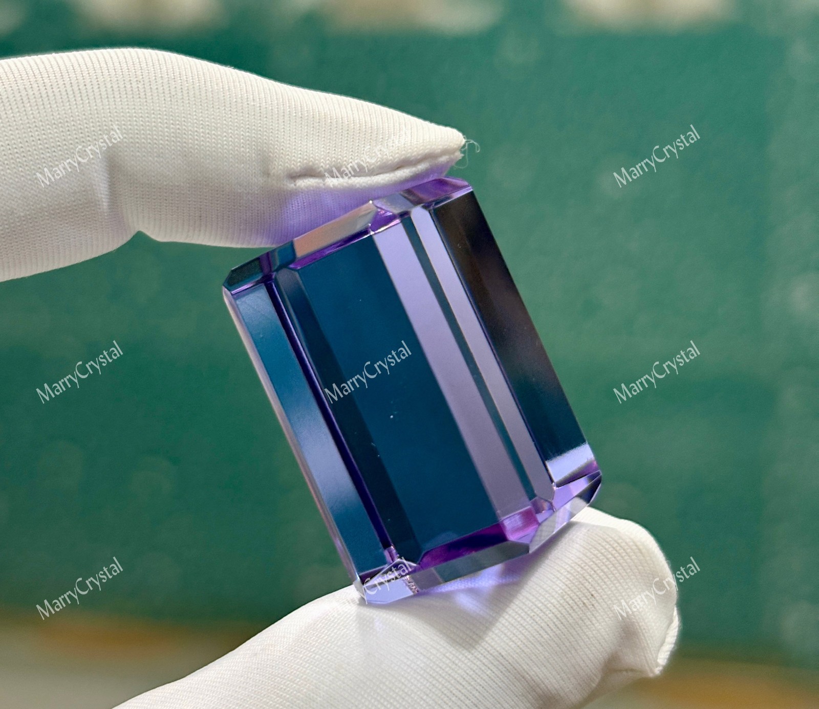 80 Ct 3-Color Change Glass Cube, Purple Blue Grape Juice Loose Gemstone