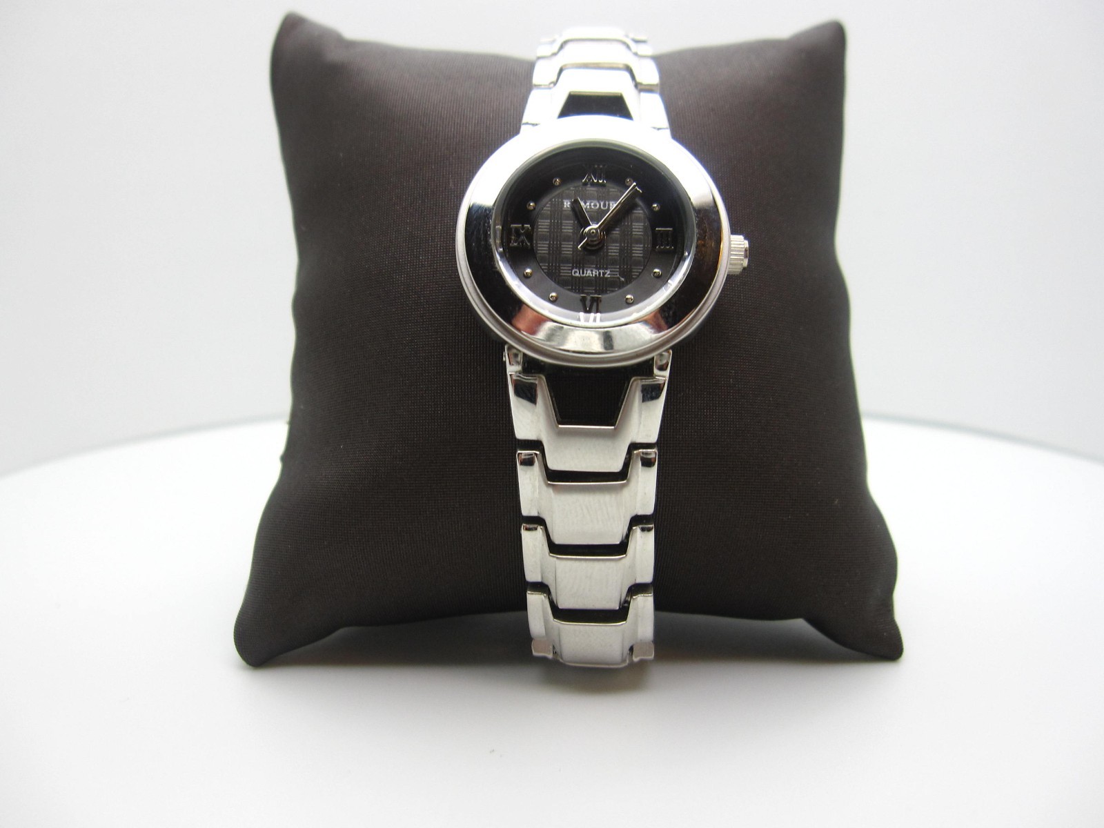 Women’s Rumours Quartz Bracelet Analog Dial Watch (A484)