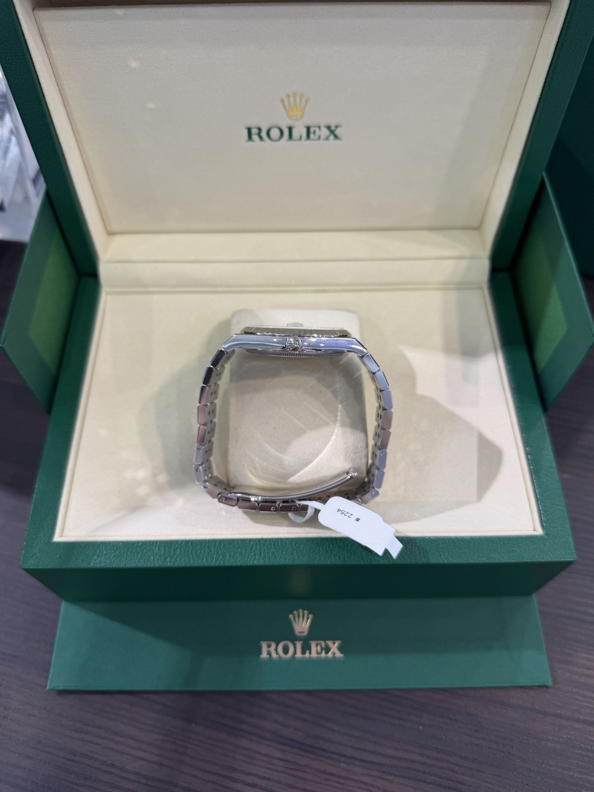 2026 Rolex Land-Dweller 40MM White Dial Flat Jubilee (127334) FULL SET!!(Unworn)