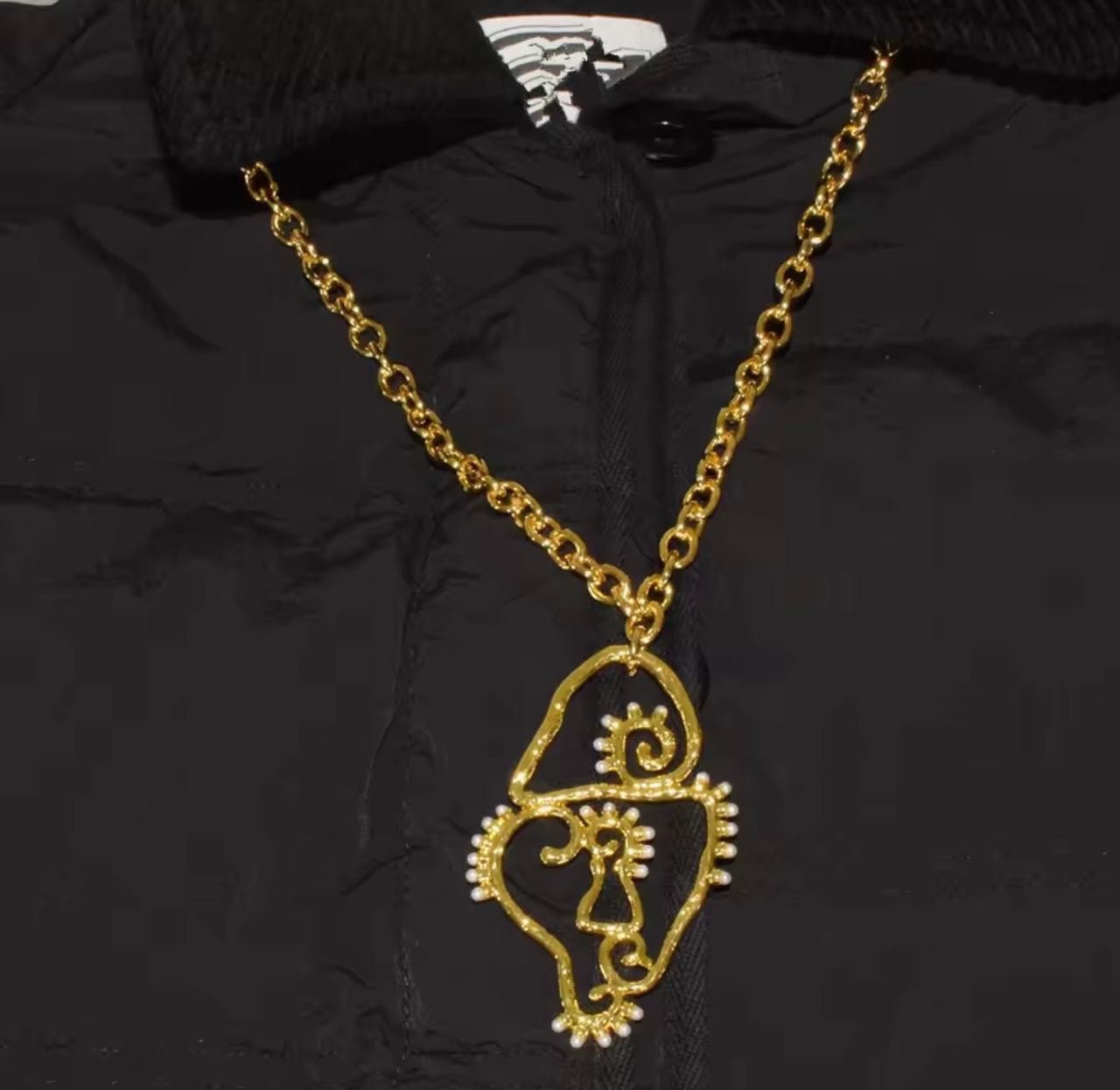 Surrealist Gold Tone Plated Keyhole Chain Pendant Necklace Women’s Art Jewelry