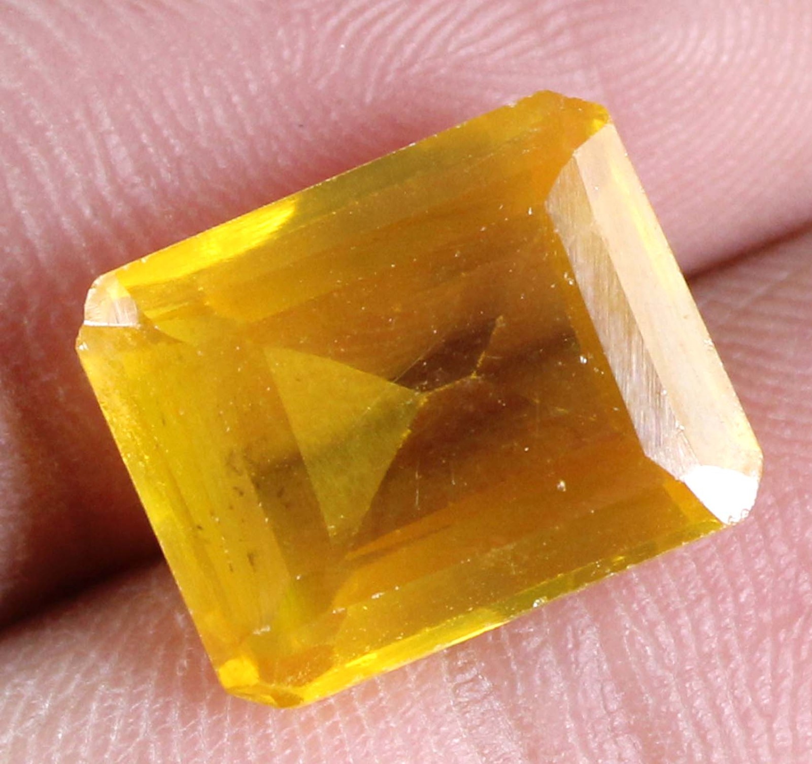 Yellow Spinel 11.35 Ct/12 mm Natural Emerald Cut Gemstone AGI Certified T10277