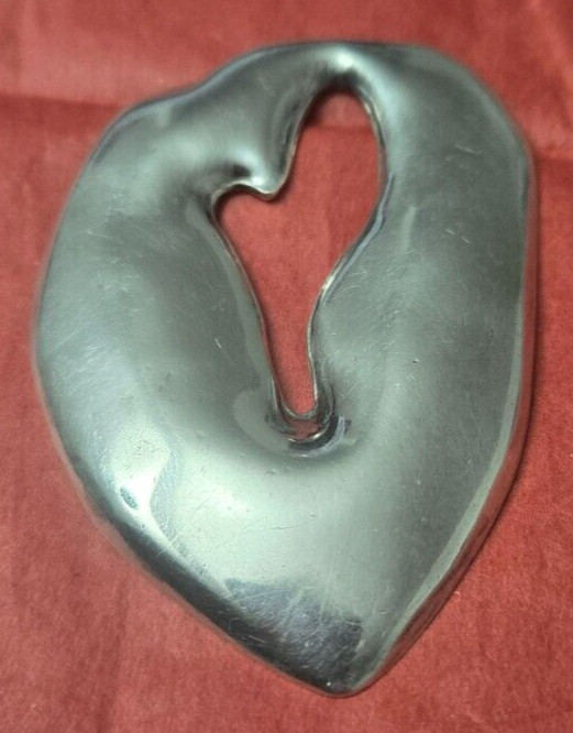 925 Sterling Silver Large 2 3/4 x 1 3/4″ Broken Heart? Pendant 24 Grams