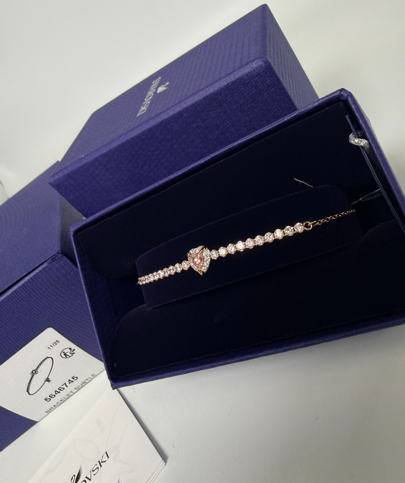 Swarovski One bracelet Heart Rose Gold Finish – 5646745 Pink *NEW IN GIFT BOX*