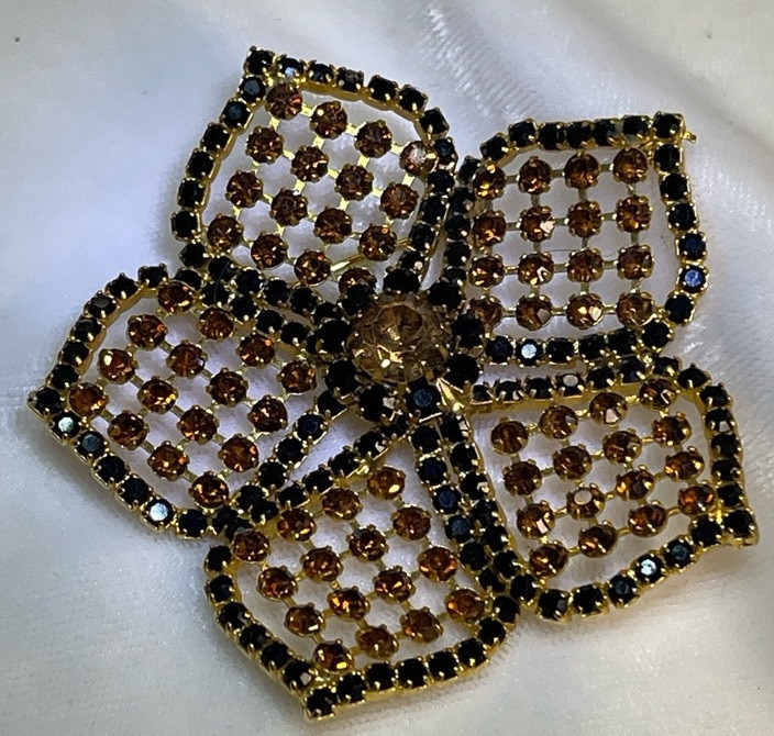 Vintage 2.5”’Gold Tone Flower Brooch Pin with Rich Amber and Black Rhinestones