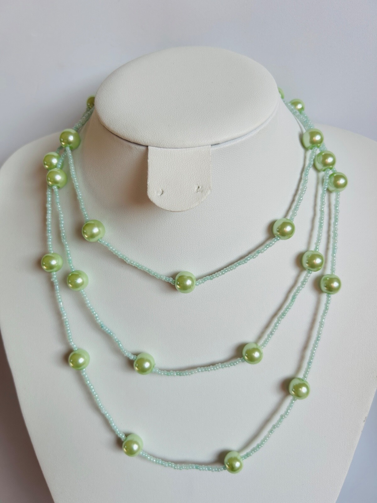 Vintage Green Mint Glass Seed Beads Necklace Jewellery